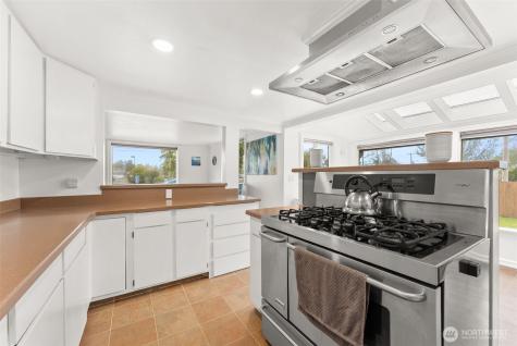 401 W Ocean Avenue Westport WA 98595
