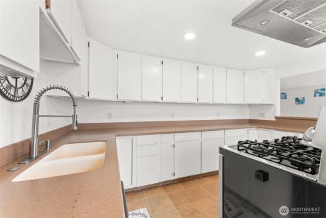 401 W Ocean Avenue Westport WA 98595
