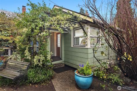 548 NE 102nd Street Seattle WA 98125