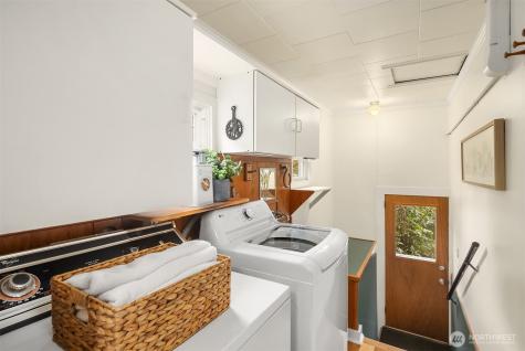 548 NE 102nd Street Seattle WA 98125
