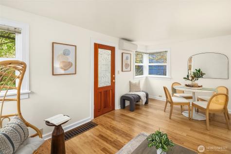 548 NE 102nd Street Seattle WA 98125