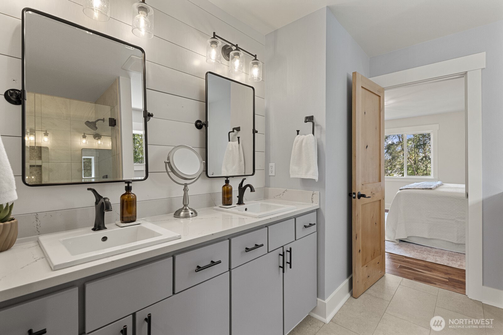 7320 Silent Creek Avenue SE Snoqualmie WA 98065
