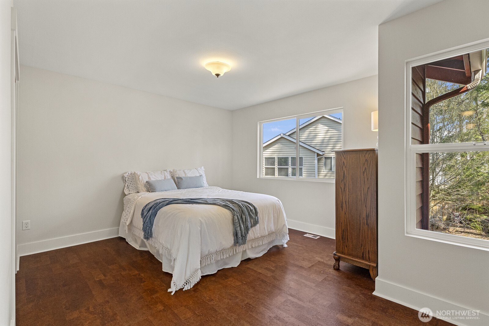 7320 Silent Creek Avenue SE Snoqualmie WA 98065