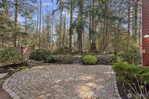 7320 Silent Creek Avenue SE Snoqualmie WA 98065