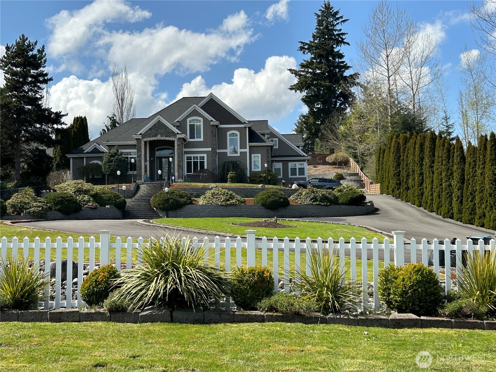 8614 72nd Avenue E Puyallup WA 98371