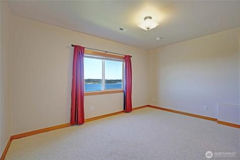 1081 Morgan Way Camano Island WA 98282