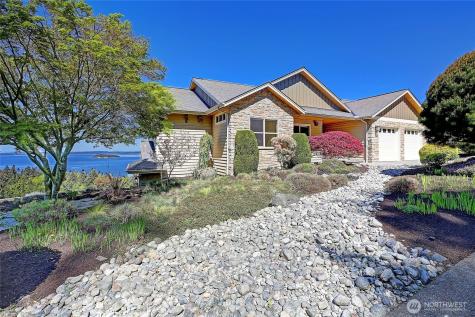 1081 Morgan Way Camano Island WA 98282
