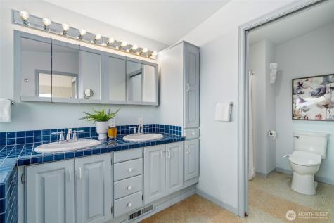 555 Galer Street Seattle WA 98109