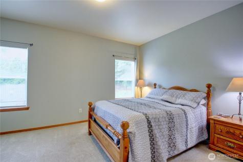 1902 Tundra Loop Mount Vernon WA 98273