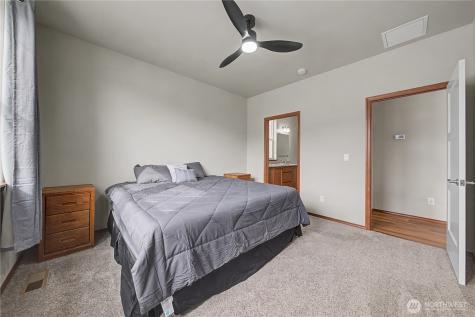 436 Hammond Lane Rock Island WA 98850