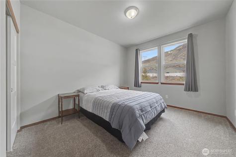 436 Hammond Lane Rock Island WA 98850