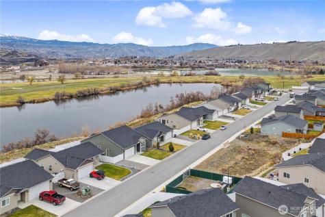 436 Hammond Lane Rock Island WA 98850