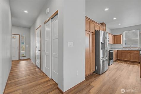 436 Hammond Lane Rock Island WA 98850