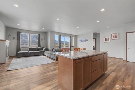 436 Hammond Lane Rock Island WA 98850