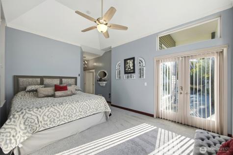 709 SE Songbird Lane College Place WA 99324
