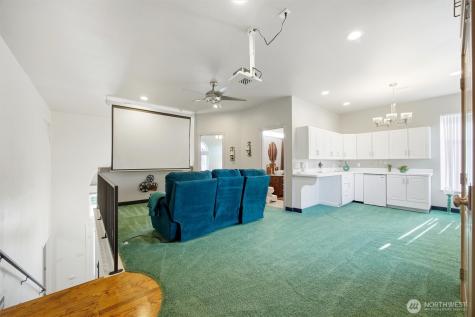 709 SE Songbird Lane College Place WA 99324