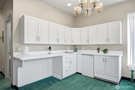 709 SE Songbird Lane College Place WA 99324