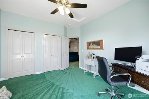 709 SE Songbird Lane College Place WA 99324