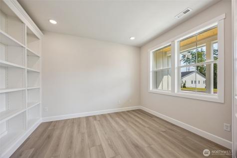 13814 100th Street NE Lake Stevens WA 98258