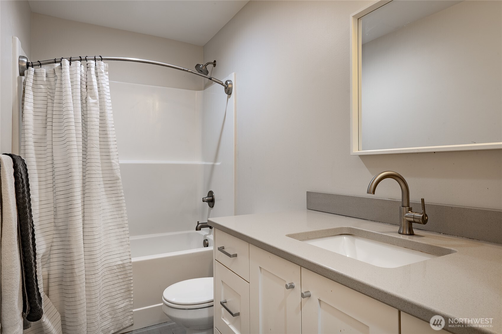 1949 Junegrass Drive Lynden WA 98264