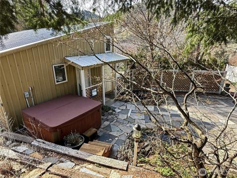 7540 Brender Canyon Road Cashmere WA 98815