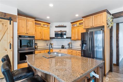 7298 Dune Lake Road SE Moses Lake WA 98837