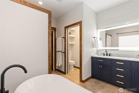 7298 Dune Lake Road SE Moses Lake WA 98837