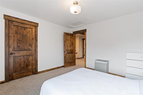 7298 Dune Lake Road SE Moses Lake WA 98837
