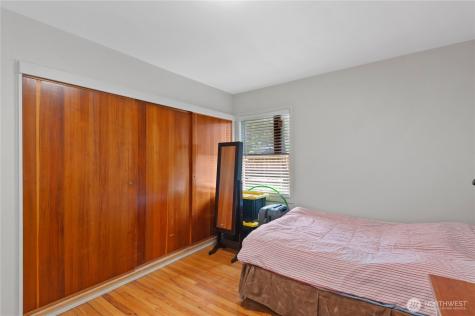 2615 Ocean Beach Highway Longview WA 98632