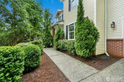 11827 56th Avenue SE Everett WA 98208