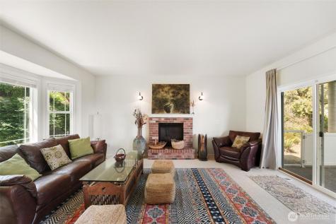 1048 Cassius Court Camano Island WA 98282