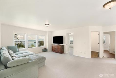 1048 Cassius Court Camano Island WA 98282