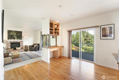 1048 Cassius Court Camano Island WA 98282
