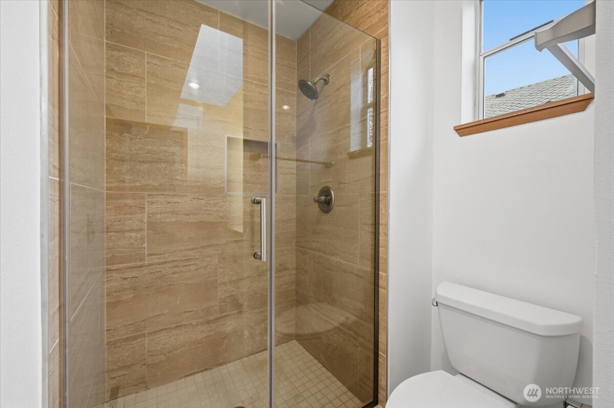 27213 32nd Place S Auburn WA 98001