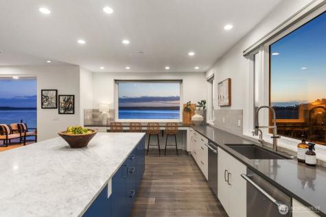 18051 Normandy Terrace SW Normandy Park WA 98166
