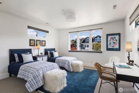 18051 Normandy Terrace SW Normandy Park WA 98166