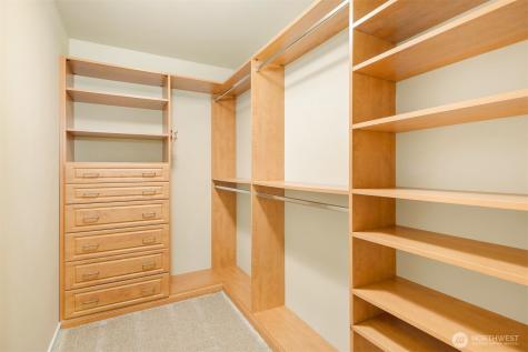 16631 SE 171st Place Renton WA 98058
