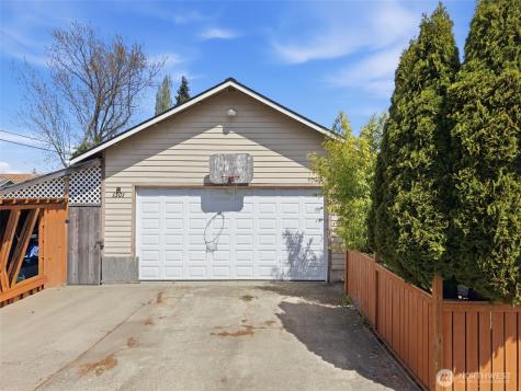 1301 Oxford Avenue Centralia WA 98531