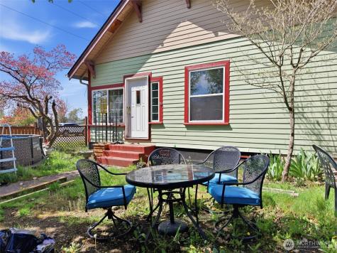 1301 Oxford Avenue Centralia WA 98531