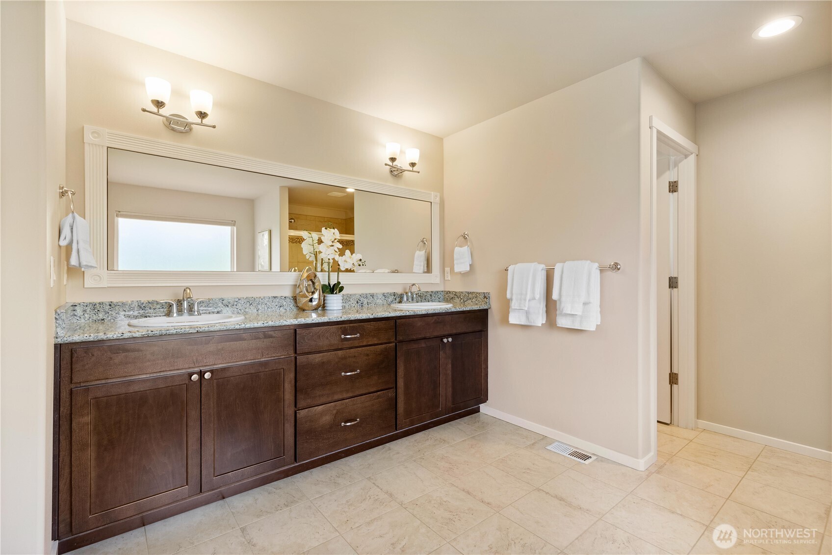 22313 38th Avenue SE Bothell WA 98021