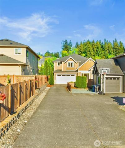 22313 38th Avenue SE Bothell WA 98021