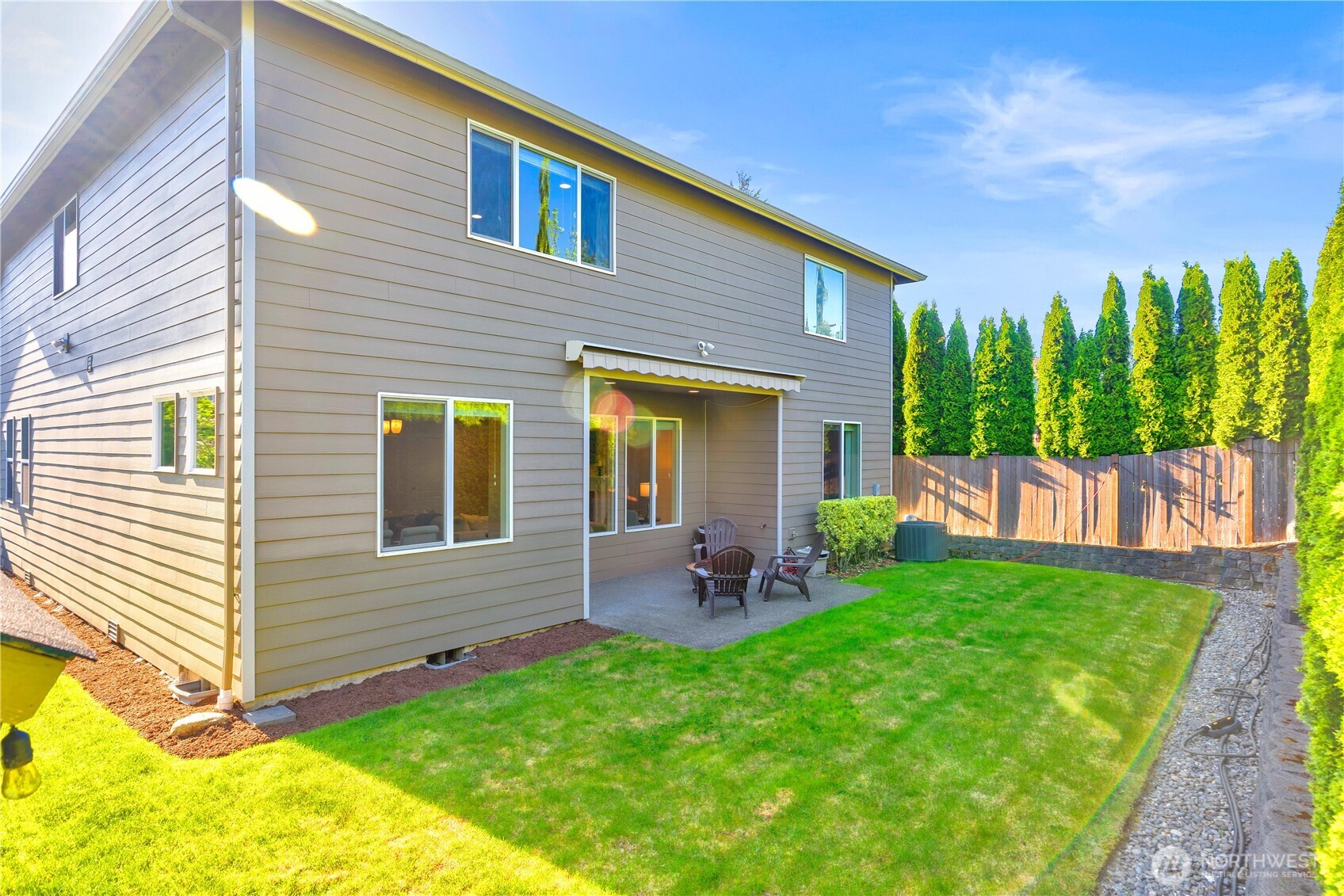 22313 38th Avenue SE Bothell WA 98021