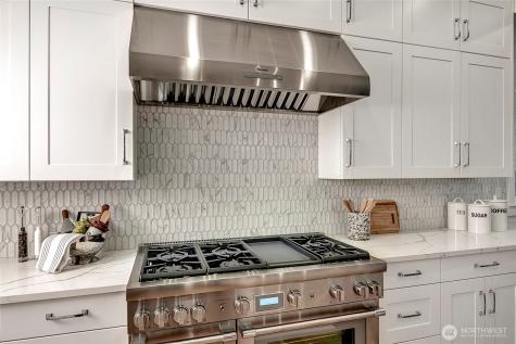 15033 SE 44th Street Bellevue WA 98006