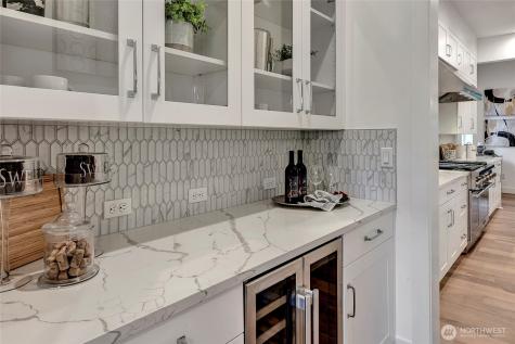 15033 SE 44th Street Bellevue WA 98006