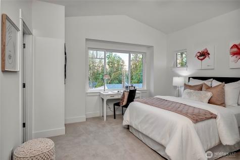 15033 SE 44th Street Bellevue WA 98006