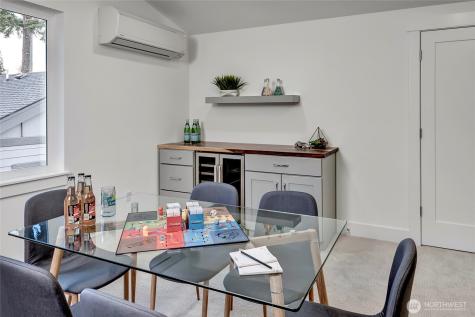 15033 SE 44th Street Bellevue WA 98006