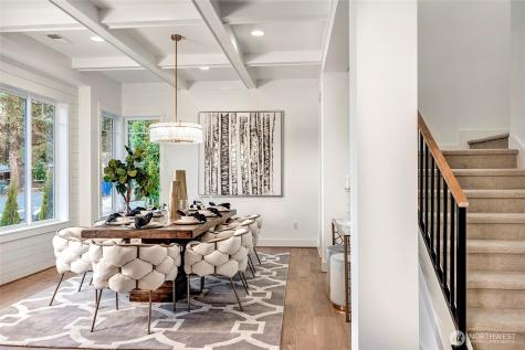 15033 SE 44th Street Bellevue WA 98006