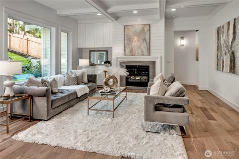 15033 SE 44th Street Bellevue WA 98006