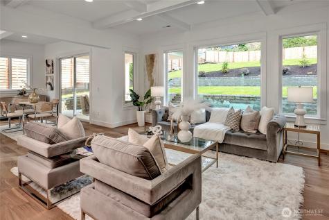 15033 SE 44th Street Bellevue WA 98006