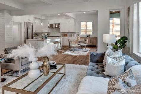 15033 SE 44th Street Bellevue WA 98006